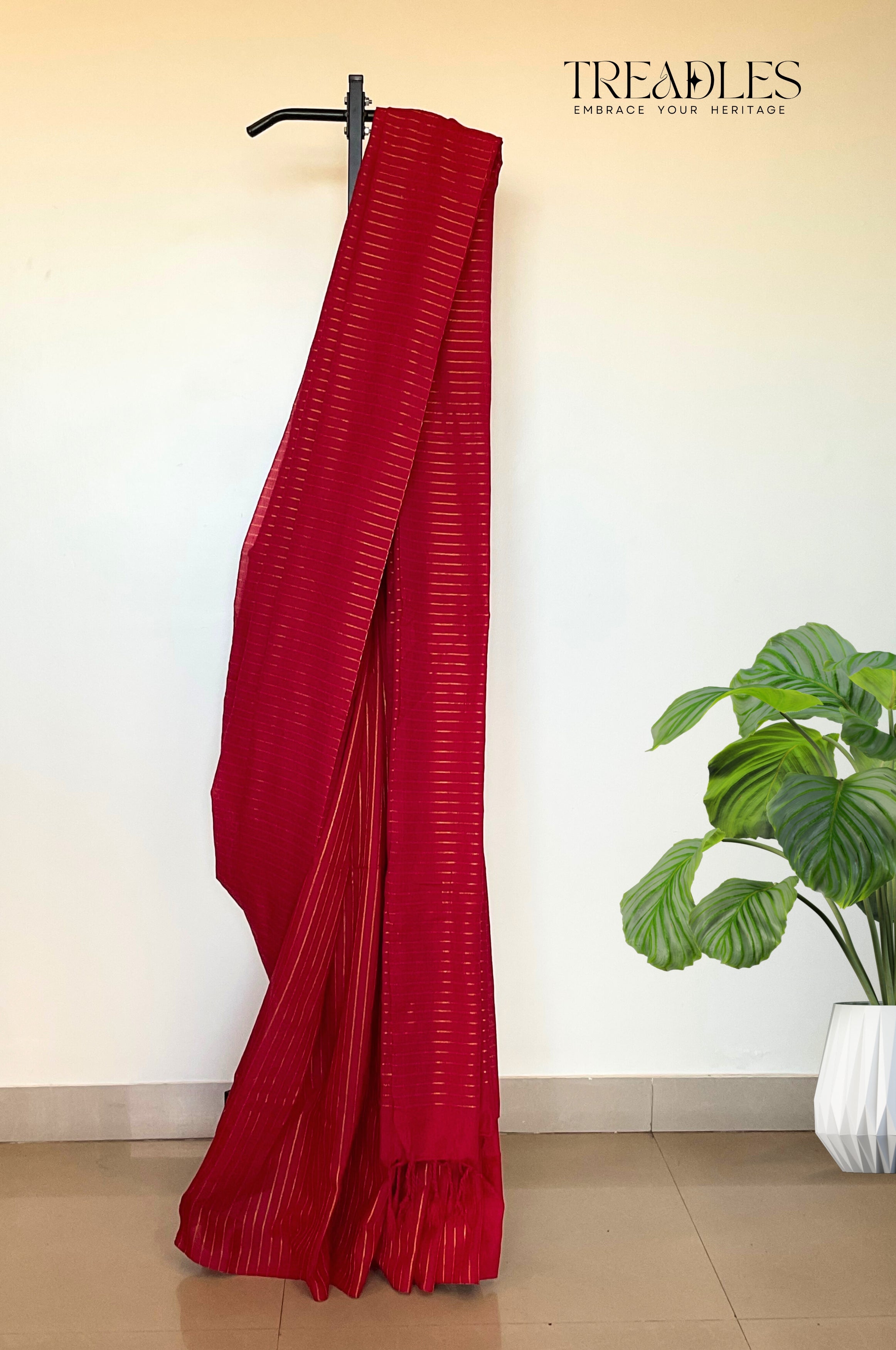Khadi Cotton With Ggold Strips Saree