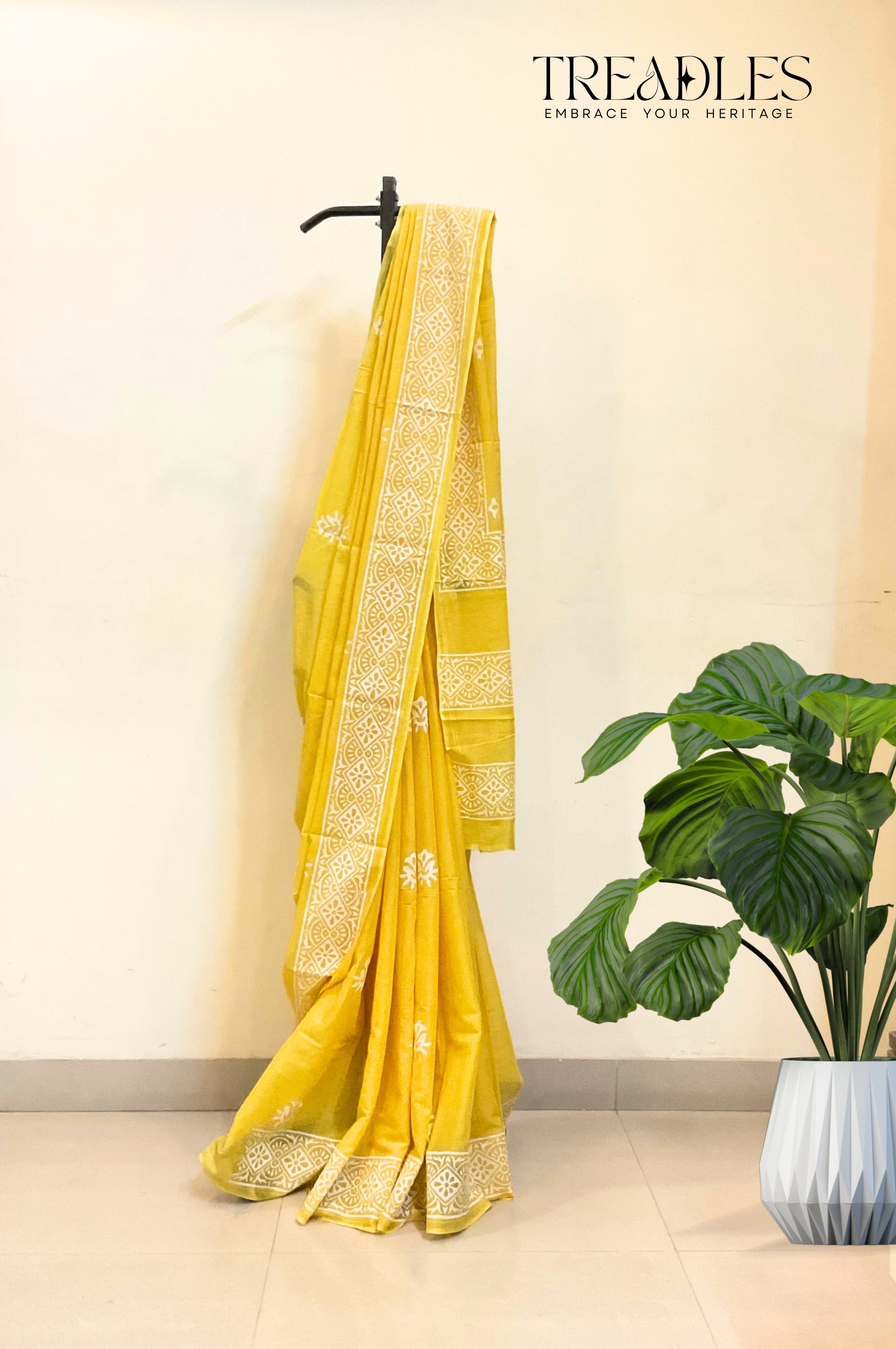 Lemon Yellow Mulmul Saree
