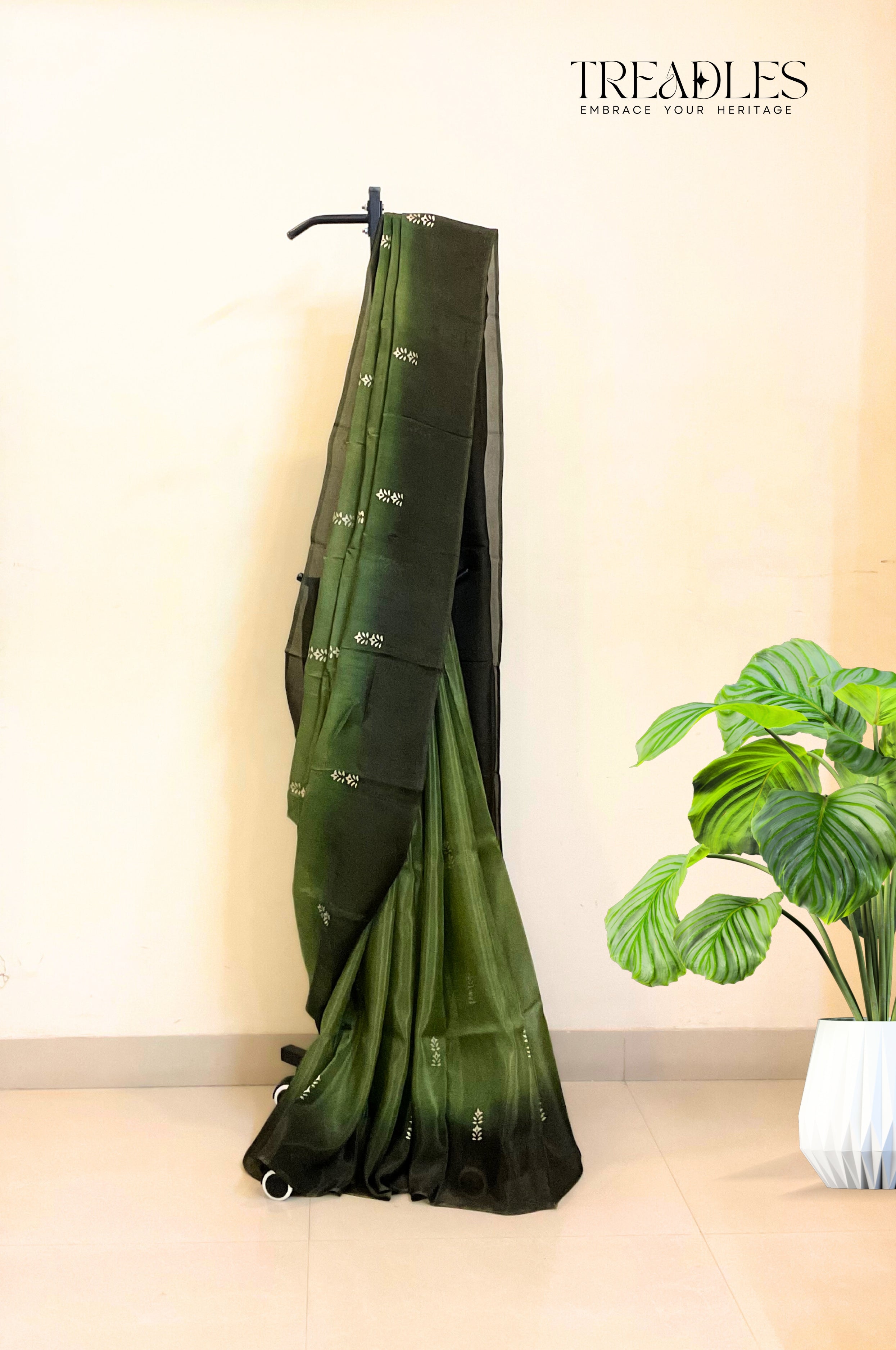 Double Shaded Green Viscose Organza Saree