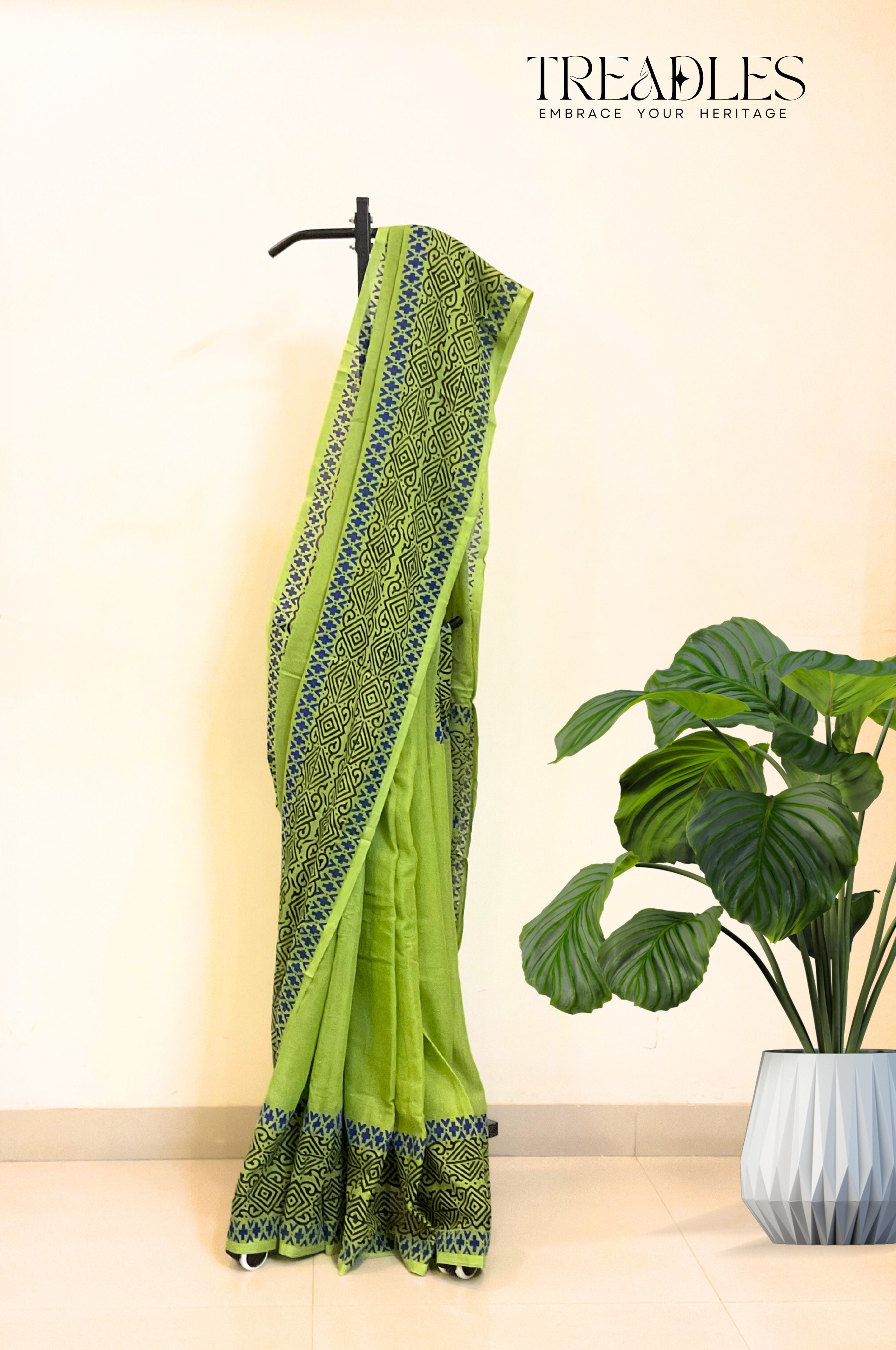 Parrot Green Mulmul Saree